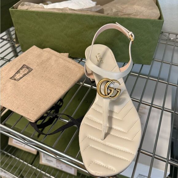 Gucci Women's Cream Sandals brand new size 10 and 11 - Picture 1 of 5